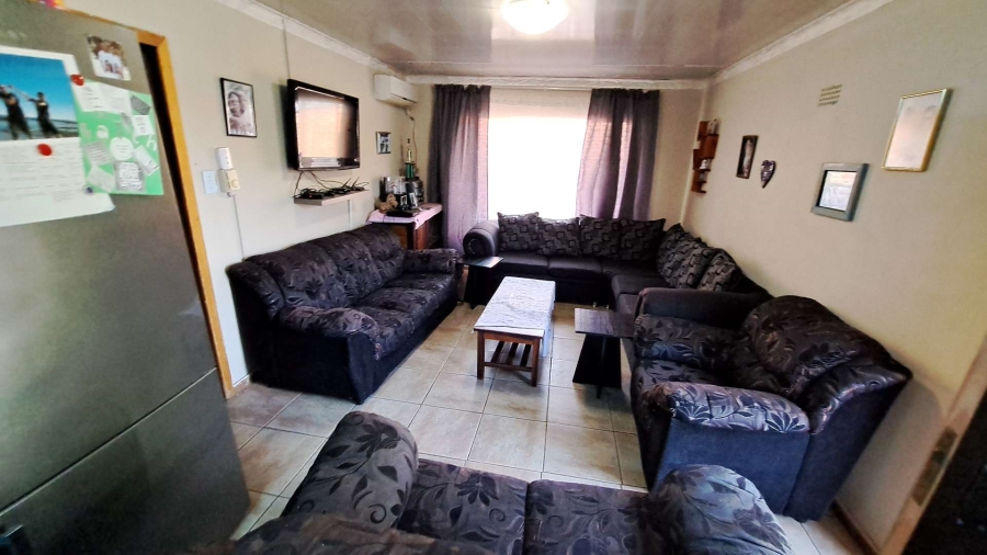 3 Bedroom Property for Sale in Uitsig Free State